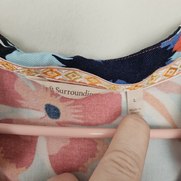 Soft Surroundings Cabana Bay Tropical Top size L small flaw - Picture 6 of 10